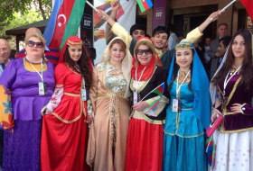 Türkdilli Ölkələrin Teatr Festivalı açıldı